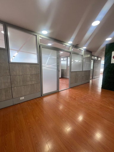 [Oficina Alisal 1005-FI] Oficina con Hermosa Vista en Alquiler Sector Orellana