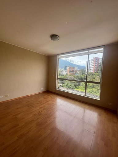 [Platinum 2A - FI] Departamento con Excelente Ubicación en Alquiler Sector La Carolina